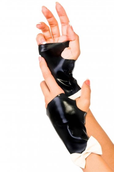 Dulcinea Latex Mitts