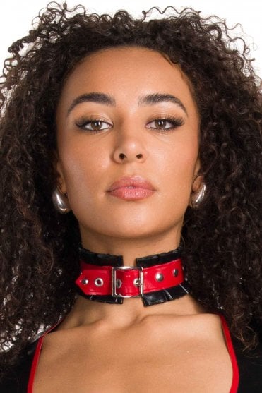 Madeleine Buckle Latex Collar