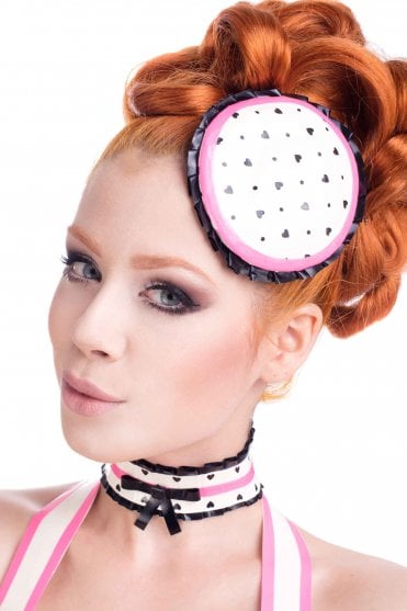 Narcissine Bombe Latex Fascinator