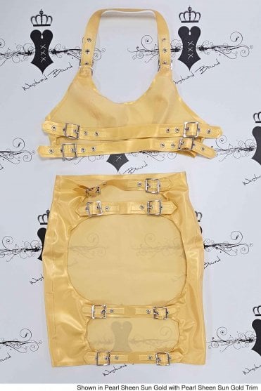 R0422 / R0423 Buckle Back Latex Bra and Skirt Set. Sizes still available: UK 32A/08, 34C/08, 36C/12
