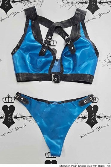 R0447 / R0105 X Your Heart Latex Bra with Buckle Side Thong. Sizes still available: UK 32D/S