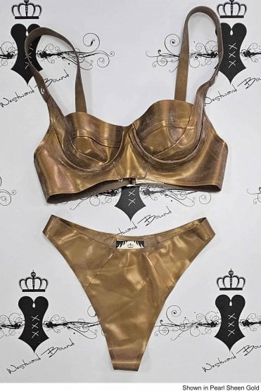 R1091 & R0105 Hollywood Latex Bra and Thong Set. Sizes still available: UK 32B/S