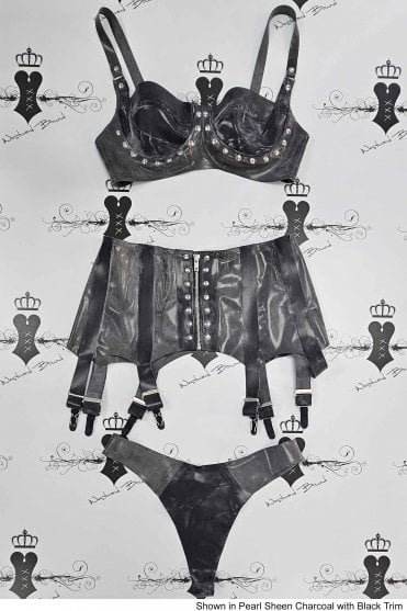 R1311, R0428 & R0105 Calendar Girl Latex Underwired Bra, Hathaway Deep Suspender Belt & Deluxe Thong Set. Sizes still available: UK 38C/14