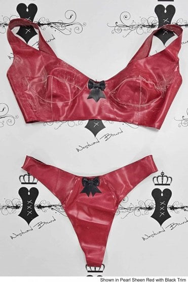 R1575 & R1576 Fusion Latex Bra & Thong Set. Sizes still available: UK 36C/M
